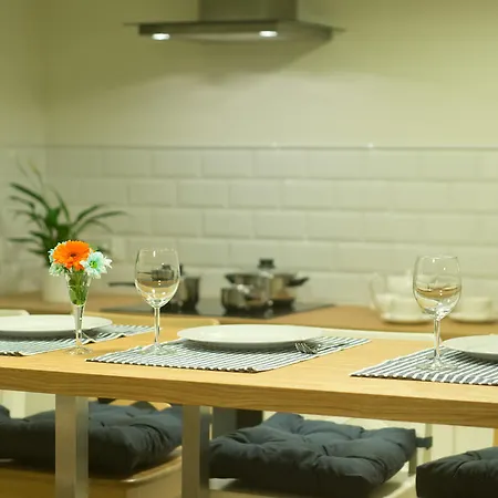 公寓 帝国公寓酒店 - 华尔莱 *
