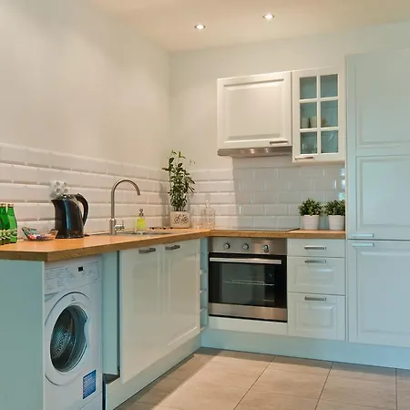 Imperial - Valor Апартаменти *