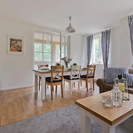 Imperial - Valor Апартаменти *