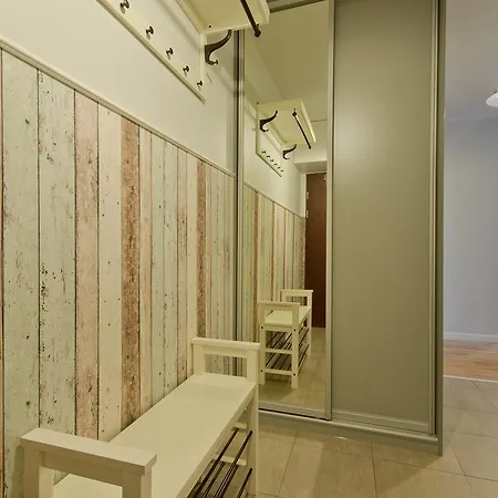 Imperial - Valor Апартаменти *